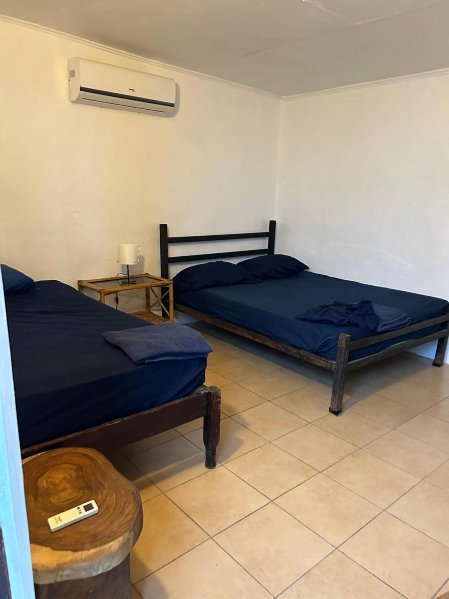 Pura Vida Hostel 타마린도 외부 사진