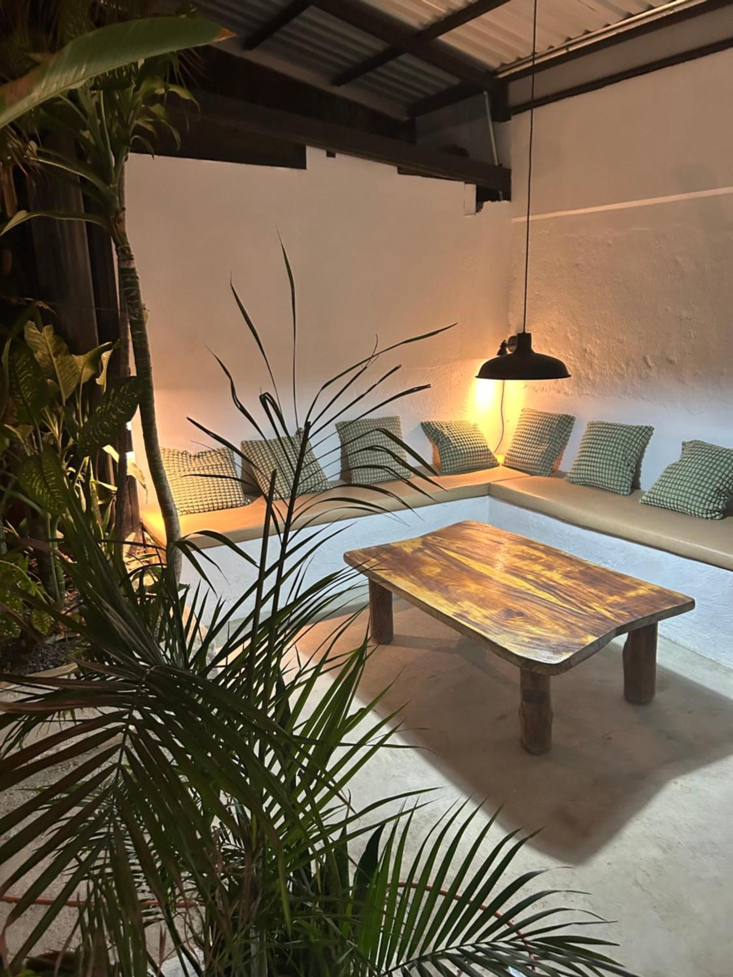 Pura Vida Hostel 타마린도 외부 사진
